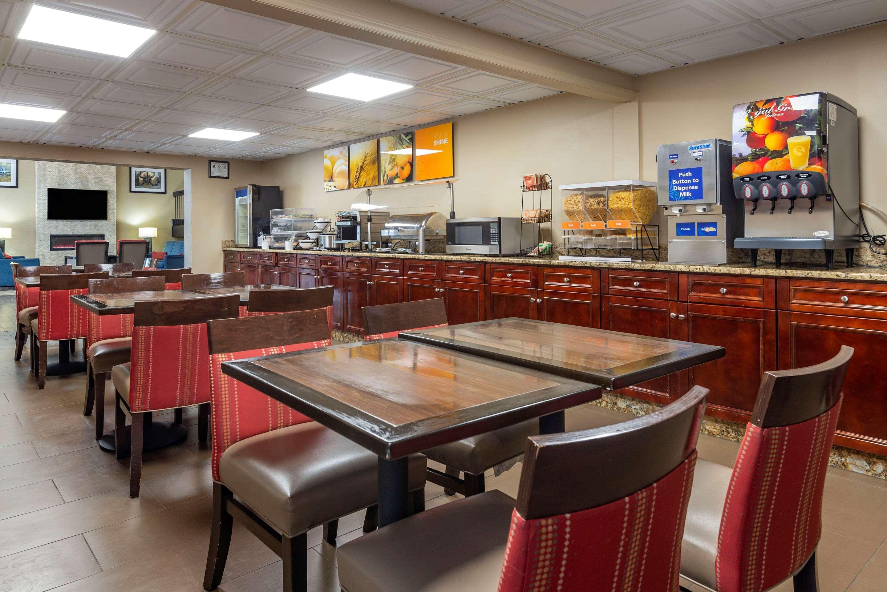 Comfort Inn Matthews / Charlotte Exteriér fotografie